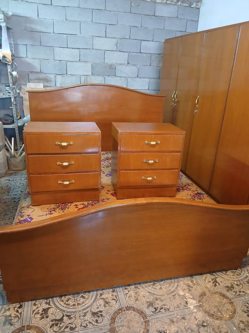 غرفه صاج خارج داخل حطاطه ظهر سته ملم جاهزه من كلشي للتواصل ***********مكاني بغداد
