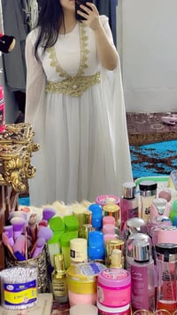 فستان عقد • نازك حيل • ملبوس ساعة