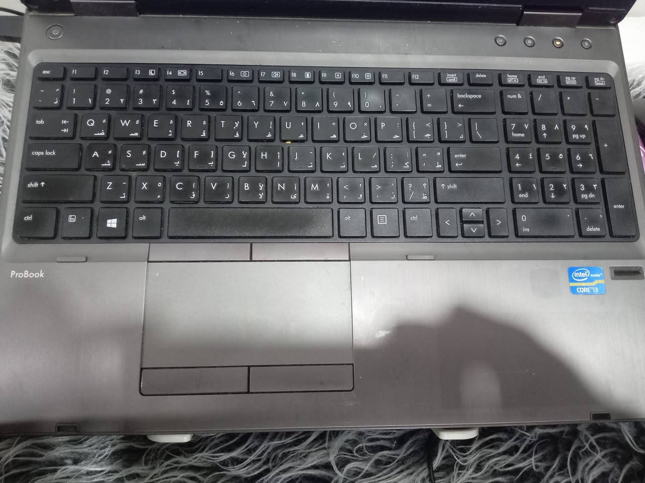 السلام عليكم
لابتوب hp probook 6570b
لابتوب عملاق من ناحية المنافذ والهاردوير
يجي 4 usb
ومنفذ vgi
ومنفذ بينتر او طباعة
ومنفذ سي دي قرص
ومنفذ ديسبلاي بورت الجيل الاحدث من vgi و hdmi
لابتوب يجي بهارد 500hdd قابل لتطوير 
ومعالج كور اي 3 جيل ثالث اربع مسارات سريعات
رام 8ga مستخدم سلوت لرام واحد يعني تكدر تجيب بعد 8 وتصير 16
لابتوب جبار بطارية من ساعتين الى ثلاثة 
حرارة لابتوب تحت ضغط 65 
السعر 175 الف ويوجد توصيل سعره 5 جميع محافظات
لاستفسار *********** واتساب ضمان مدة الحياة سوفت وير
