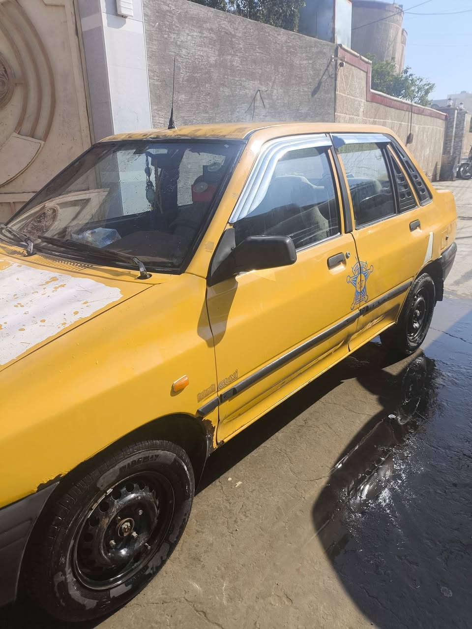 السلام عليكم سايبه 2011  سنويه نافذه نضافه مثل ماتشوف بل صوره شرط التحويل العنوان صلاح الدين بلد السعر 18 وبيه مجال بصيط  استفسار ***********
