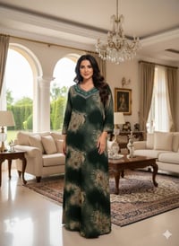 ملابس خليجية نسائية • جديدة ونظيفة • توصيل بابل ومحافظات