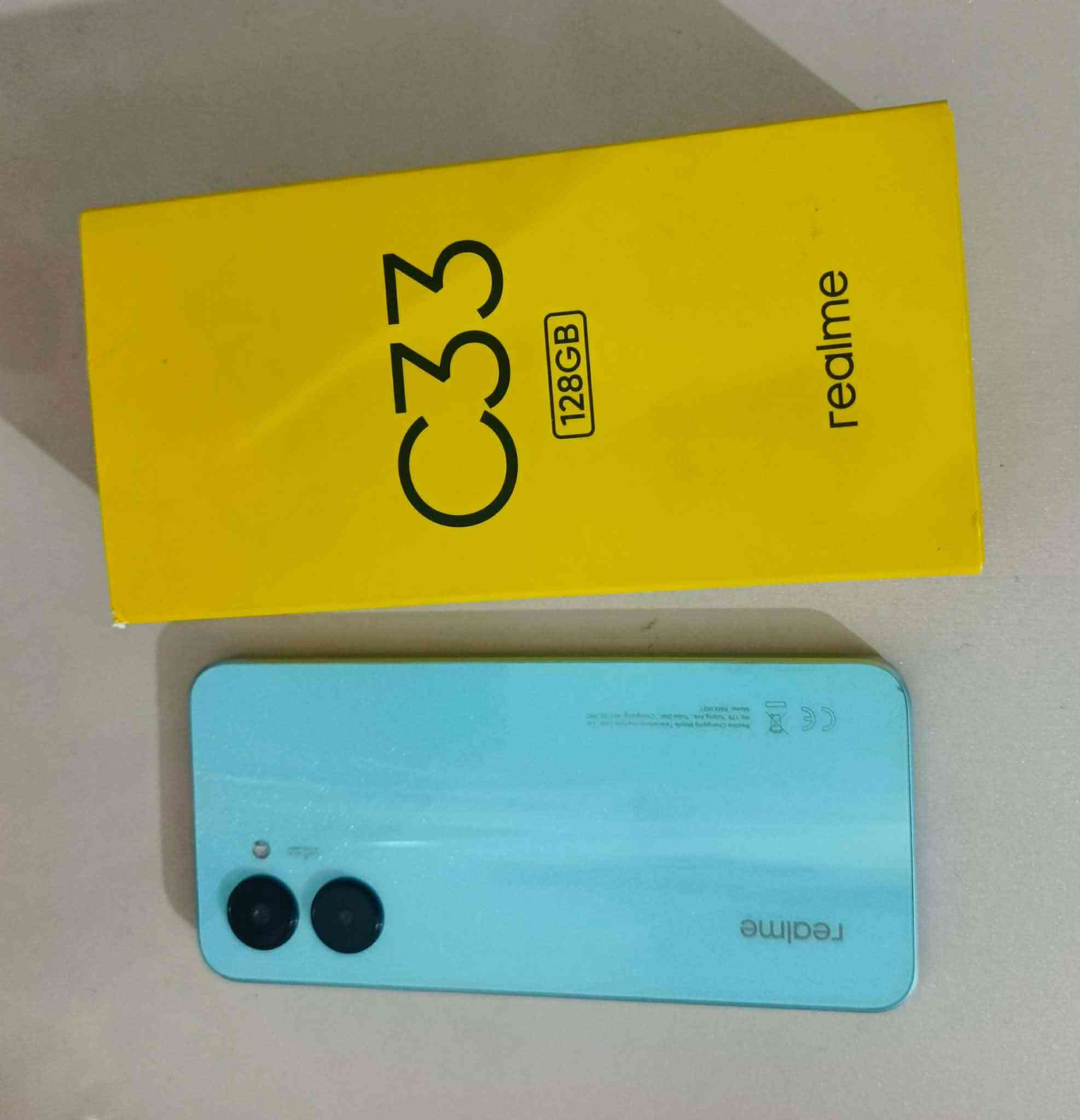 جهاز جديد للبيع realme
السعر خاص 
***********
