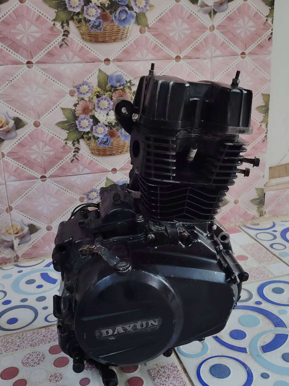 السلام عليكم
مكينه دراجه دايوان  گير عكسي موديل ٢٠٢٠  بيهة صوت  السعر ب ١٤٠ وبيهة مجال للشراي مكان النجف ناحيه الحيدريه
***********
