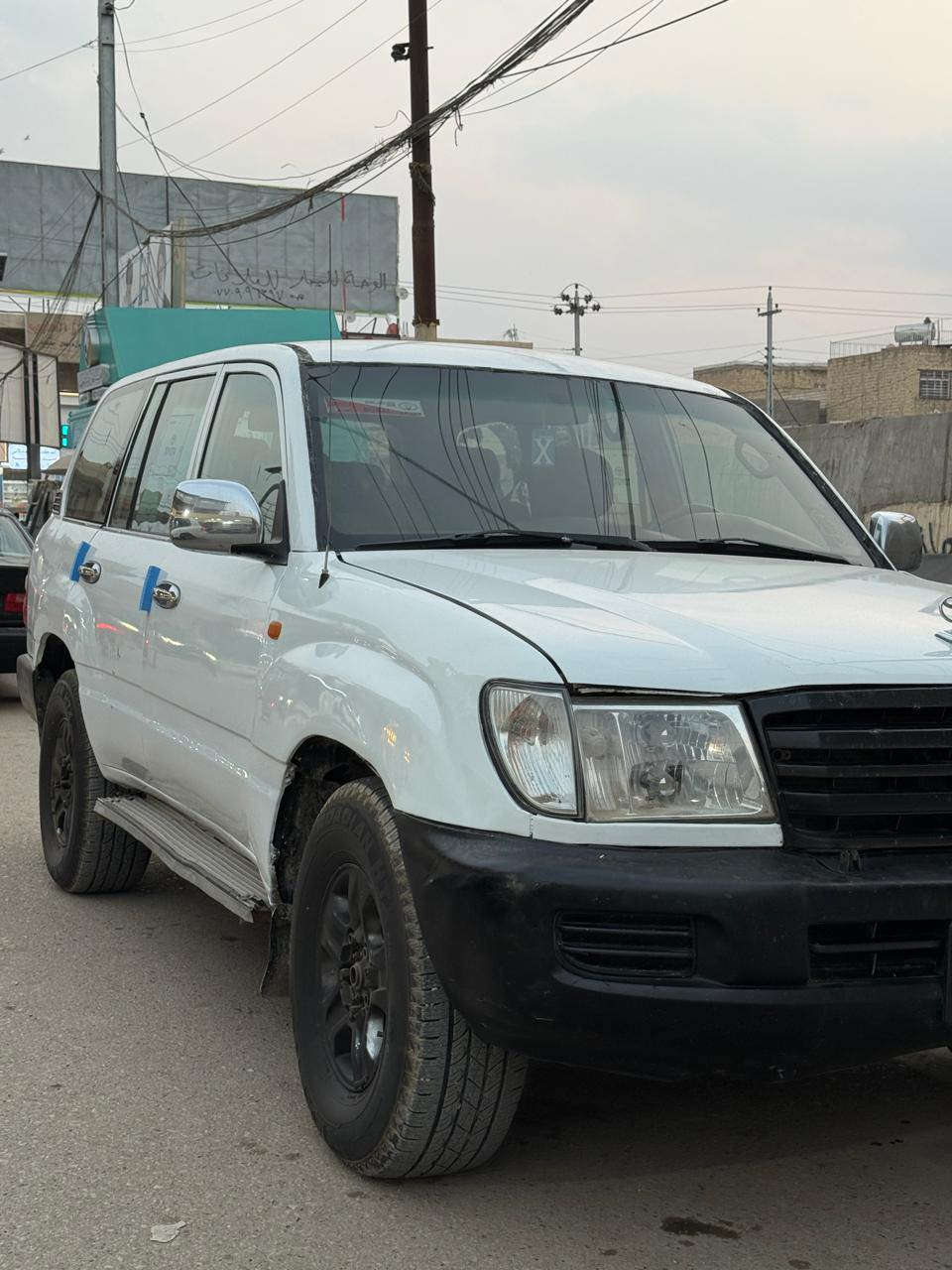 السلام عليكم . مونيكا للبيع كفاله كير مكينه شاصي اصولايات. محرك6اسلندر بانزين كير اوتماتيك صبغ عام  .مزاد وزاره الداخليه.سعر65 بيها مجال . للاستفسار:***********
