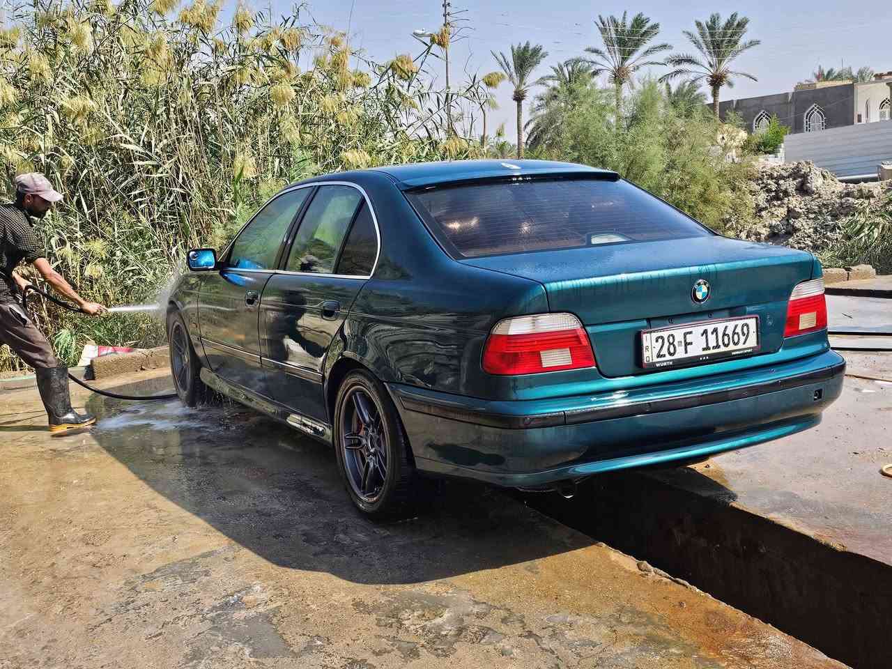 بي ام صقر 525 مسكر دبل فانوص رقم نجف مشروع وطني بأسمي تحويل ثاني يوم  مصبوغه عام جماليه موديل 2000 مكاني بصرة *********** السعر ٨٥ بيها مجال
