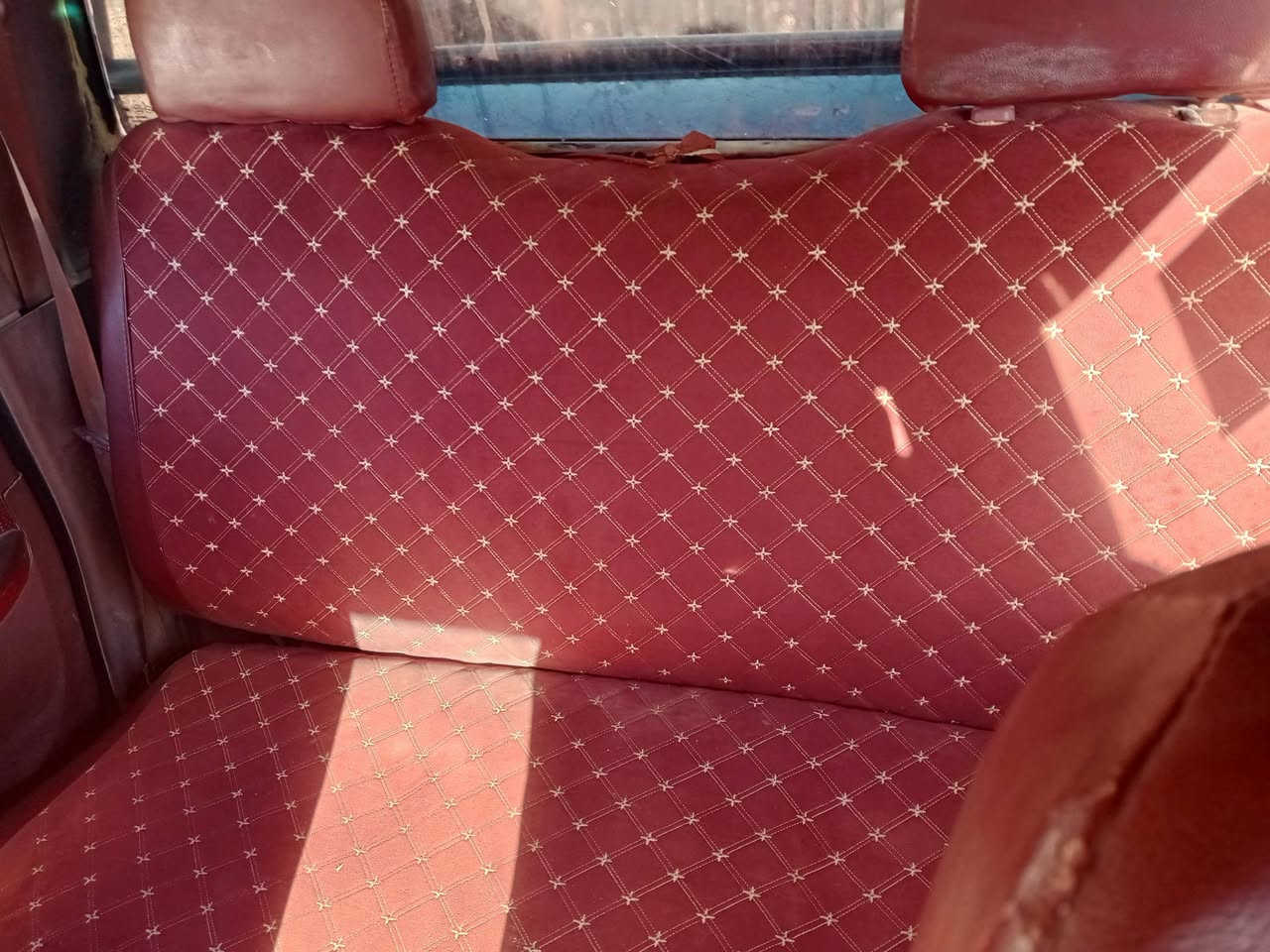 سلام عليكم سياره سكاي صيني موديل 13سنويه ماصاقطه تخم تاير تدفئه  تبريد شرط رقم كربلاء مكان السياره نجف ***********
