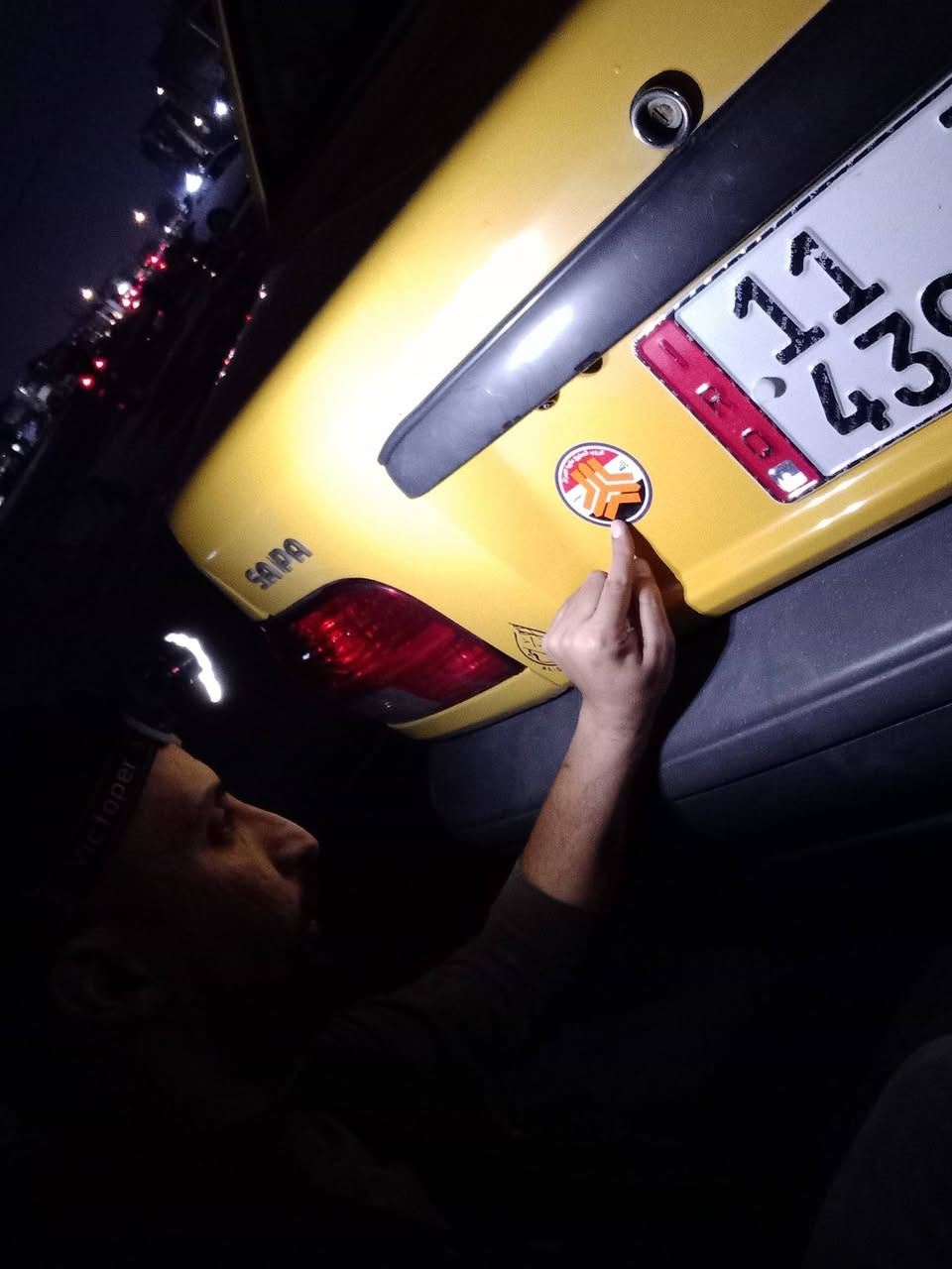 تم بحمد الله صيانة سيارة احد المتابعين
جان قافل على القضية لازم بليل وبهالمطر
نسويها ومتعني النا فتحنه علموده ويدلل
تبديل راديتر ... وبطل
تنظيف منظومة ....تنظيف فريز
تنظيف كمبريسر واضافة زيت للكمبريسر...
#خدمات_سيف_الهندسية_للتبريد
#بغداد_مدينة_الصدر_قطاع14
***********
