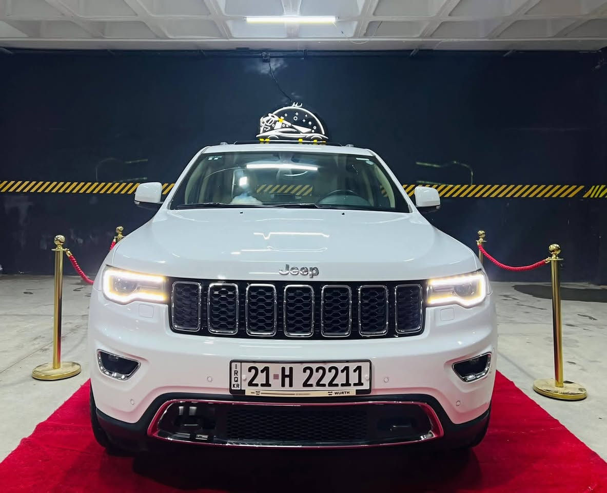 جيب جراند شيروكي ليميتد 2018، وسائد جلدية، وسائد باردة وساخنة، خمسة أوضاع قيادة، شاشة كبيرة، خمسة صفوف من وسائد الخليج، لون كريمي.
الرقم: ***********
سعر 255
