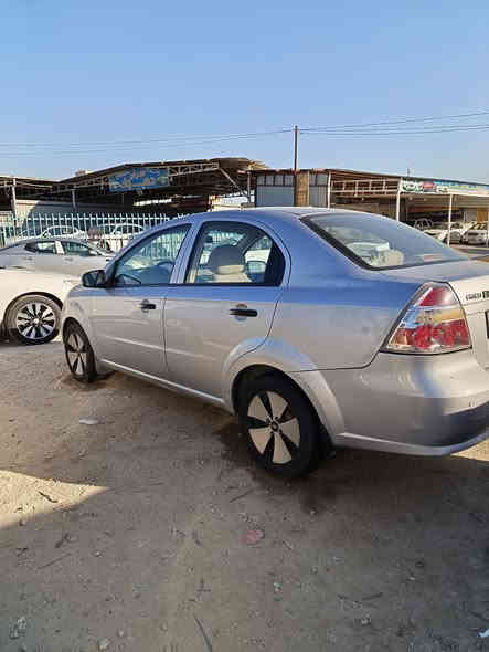 السلام عليكم افيو موديل 2013خليجي سياره جاهزة من كلشي مكينه كير شرط سيار مكفوله كفالة عامه سياره مال جناي سنويه جديده تخم تاير جديده استفسار ***********
