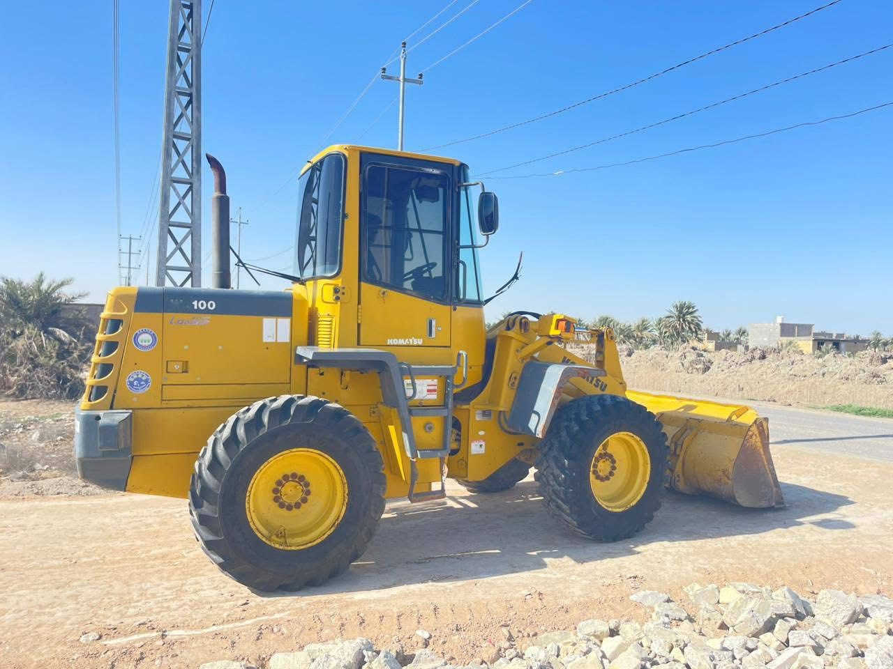 شفل كوماتسو 2019دخول جديد للبيع مكينه وكير مكفوبات مكينه 4سلندر سوبر  المكان بابل شارع 80للاستفسار ***********
