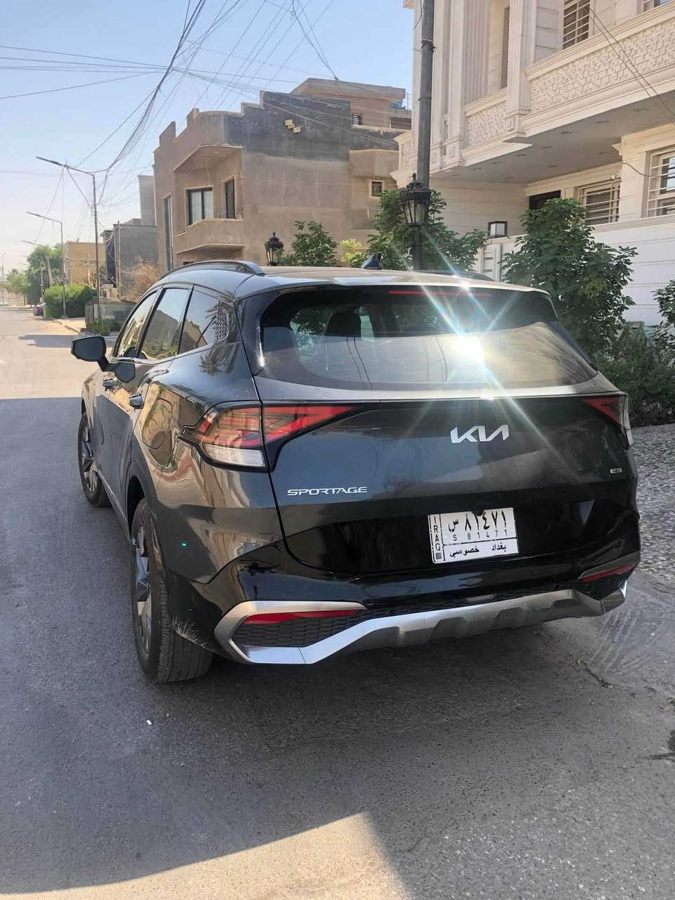 السلام عليكم
سبورتج 2023 امريكي هايبرد
ماشيه 60 الف ميل
فول مواصفات 
بانوراما 
كير ماوس 
رقم بغداد باسمي 
مكانها بغداد الوزيريه 
رايدها ب210
وهذا رقمي *********** بغداد, العراق
