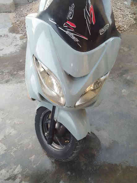 فورزه 09 كلشي مابيه بس كشره شوي تعبان نكره معدل 120 مكان ابوغريب حمدانيه سعر 500بيهه مجال ***********.     ***********
