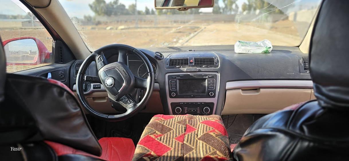 السلام عليكم 
سكودا اوكتافيا 2013
فول مواصفات 
محرك جديد 
كير بي خلل ماينمر
رقم جديد اربيل بأسمي سنوية 2027
نواقصها الي كدامكم بالصور 
عليها غرامات مليون و 300 الف 
ماعندي سعر محدد ادفع سعر اذا شراي وعجبني السعر نتفق 
مكاني موصل
***********
