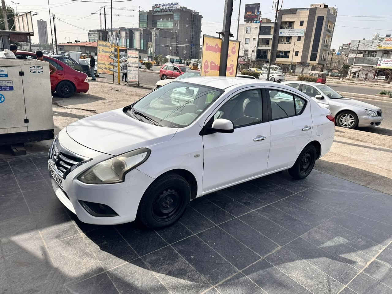 نيسان صني للبيع  موديل 2018 بيهه اجزاء بارد السعر ٩٨ وبيهه مجال  للتواصل ***********
