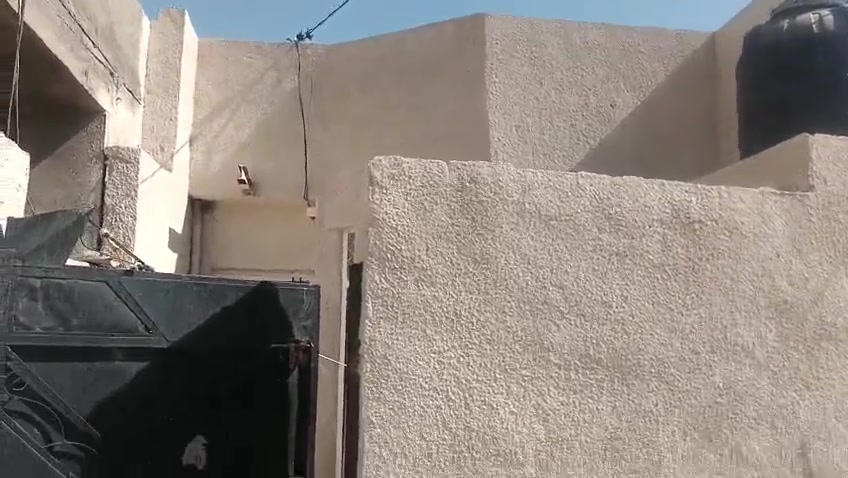السلام عليكم بيت للبيع المساحه ١٠٠ متر مكانه حي المرتظى زراعي سند ٢٥ تفاصيله موظحه بلفيديو السعر ٣٥ مليون وبي مجال 

‭٠٧٧٣ ٣٧١ ٦٩٠٨‬

‭٠٧٥٠ ٢٦٧ ٣٣٩٠‬

