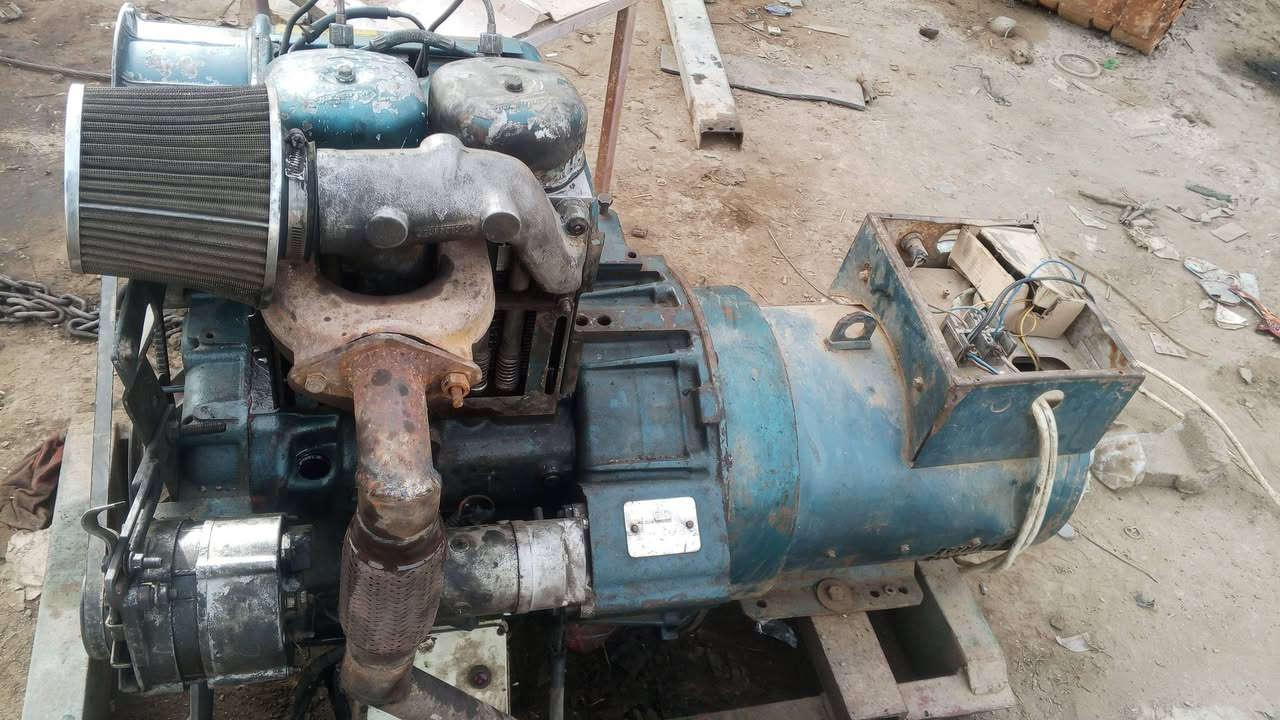 السلام عليكم 
دويز هندي
كامل شرط شغل 
15k
مكان ديالى كنعان 
للاستفسار ***********
