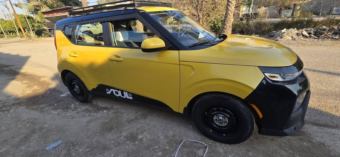 السلام عليكم 
لبيع كيا صول 
موديل 2020
رقم بغداد دولي تحويل مباشر 
مصفره هيه او غرامات
محرك 2000. دوش
كير محرك حداديه مكفولات
منضومة تبريد جديده 
تدفه شغاله 
منضومه مي جديده 
منضومه بانزين جديده 
تخم تاير جديد
بطاريه كوري اصلي جديده
سياره جاهزه من كل النواحي كبل لعمل 
علمن لون سياره بلادي اصفر بيه بس قطتين او نص صبغ
داخله السياره جديد
صور الحادث مال امريكا بلمنشور
العنوان ديالى قضاء الخالص 
التواصل والاستفسار على الرقم 
***********
