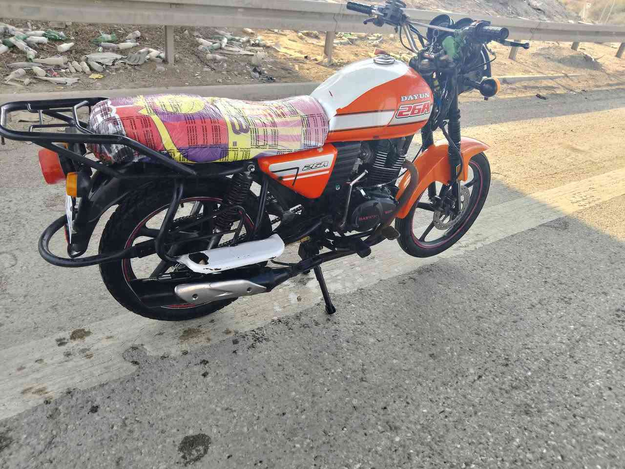 سلام عليكم  دراجا لبيع وراق  20  مكينه 200 كهربايات شغاله سعر 800 وبيه مجال لعنوان بابل شوملي  ***********
‏‪***********‬‏
