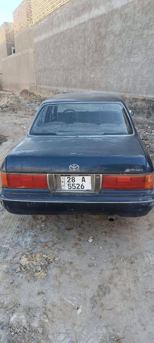 سياره ارنب ايسر البيع موديل1995 سعر 44وبيه مجال ناصريه سوق الشيوخ***********
