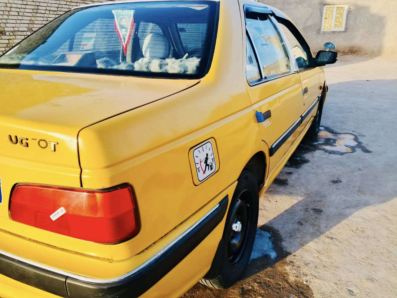 بيجو 2013 سياره جاهزه
مكينه فرنسي كارتون 
حداديه جديده
تواير كارتون 
كهربائيات كلها شغاله 
منظومة غاز
 السياره بأسمي مداور ثاني يوم رقم  انكليزي مشروع وطني الهزة بعدها ماساقطة مصفره هيئه وغرامات 
( السعر 38  )  *********** 
مكاني ناصريه /الغراف
