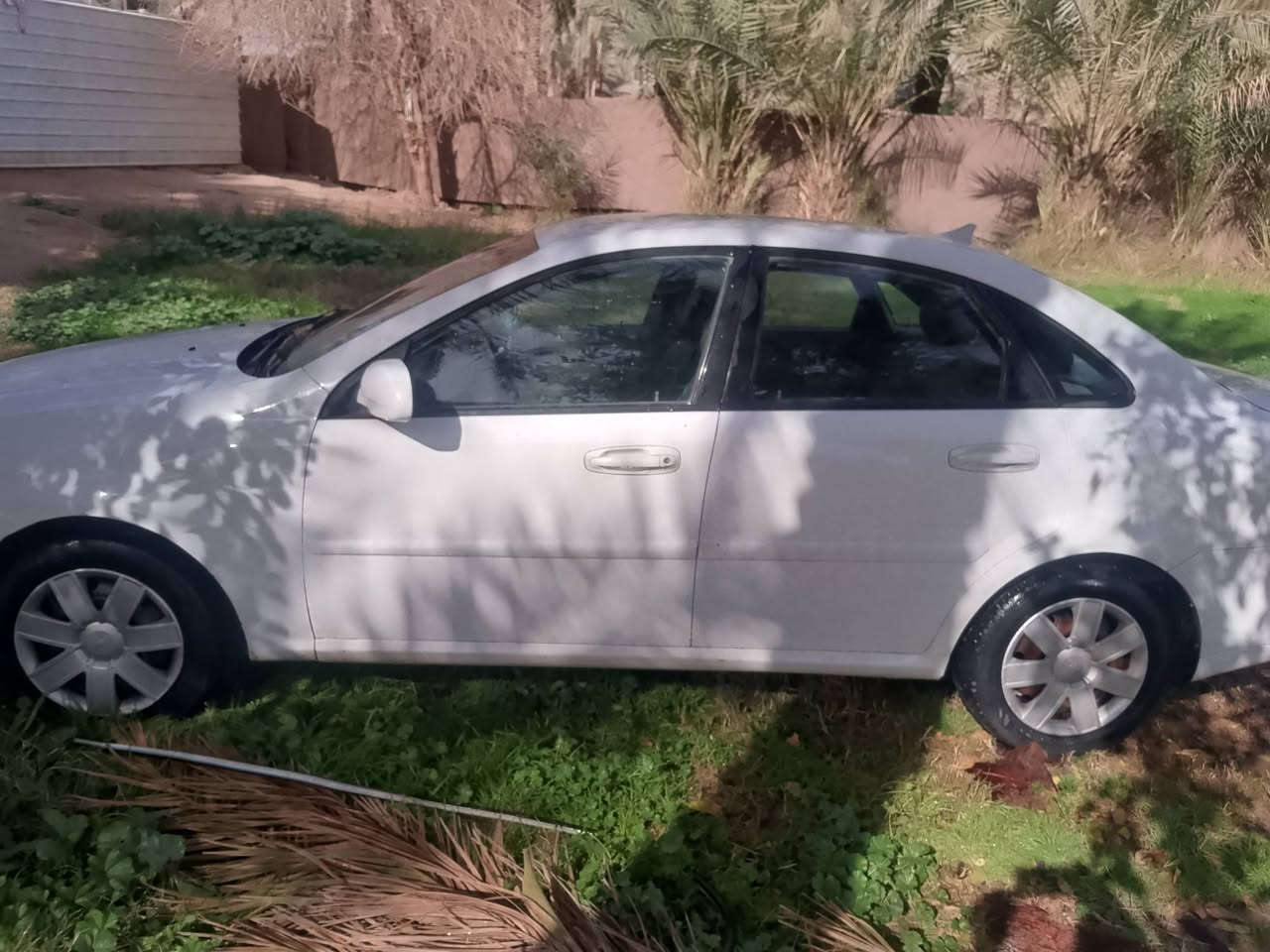 اوبيتره 11 كير محرك حداديه وكشر نضيفه بسمي رقم كربلاء السعر 85 
***********
