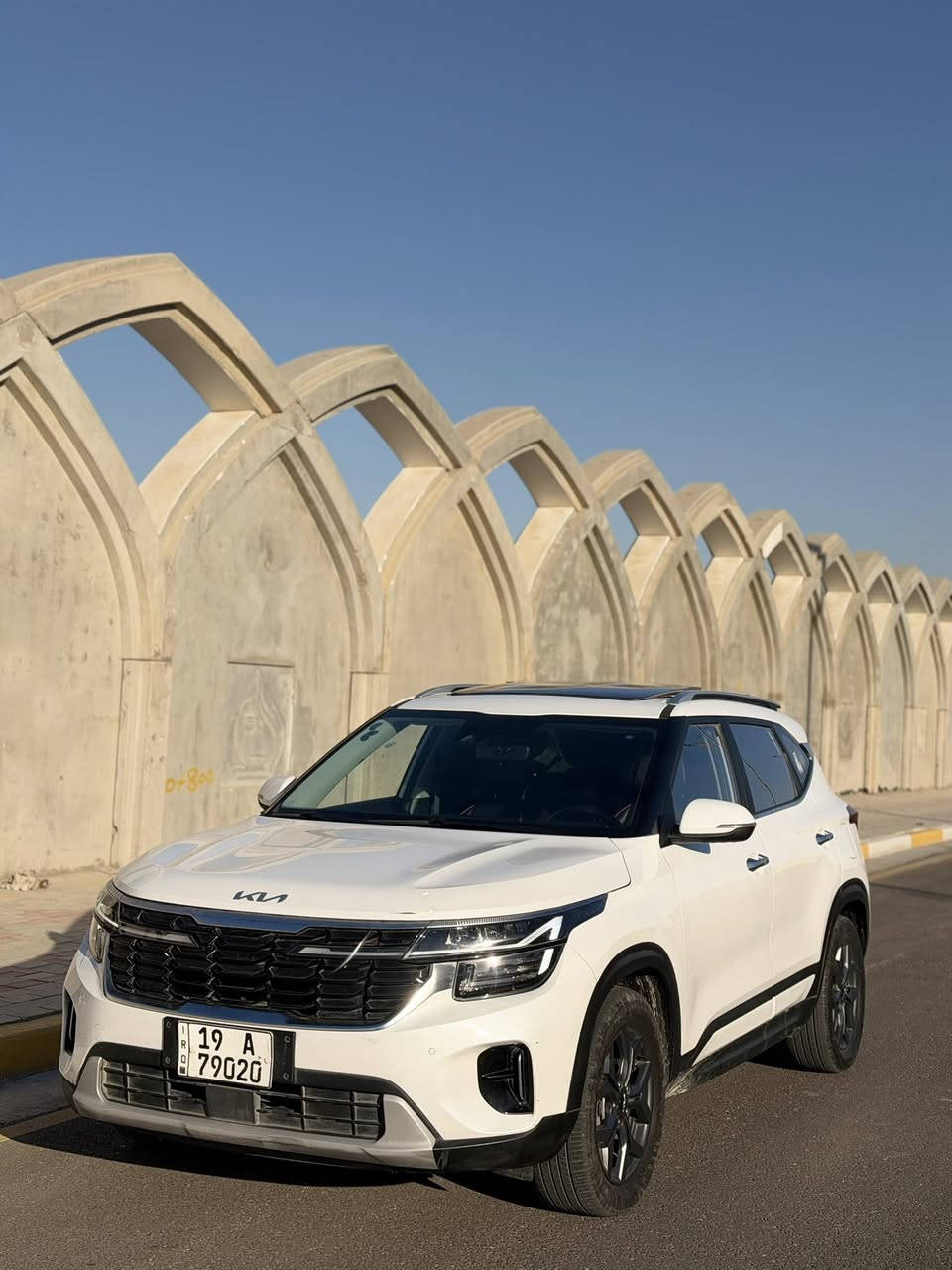 كيا سلتوس 2025 بسعر مناسب جدا
عداد المسافة :21الف KM
السيارة فول مواصفات 
بانورما _كشنات جلد_تحكمات ستيرن _لايت زنون _بصمات ابواب وتشغيل _سايد بريك كهربائي_اوتو هولد_ خمس وضعيات قيادة _فول رادرات ونقاط عمياء_بك لايت لد _شحن وايرليس امامي خلفي _ تبريد قطعتين 
السيارة نظيفة واستخدام شخصي 
رقم كربلاء تحويل مباشر 
السعر 167 مع مجال جدا قليل 
عنواني كربلاء 
لاستفسار اتصال على ***********
