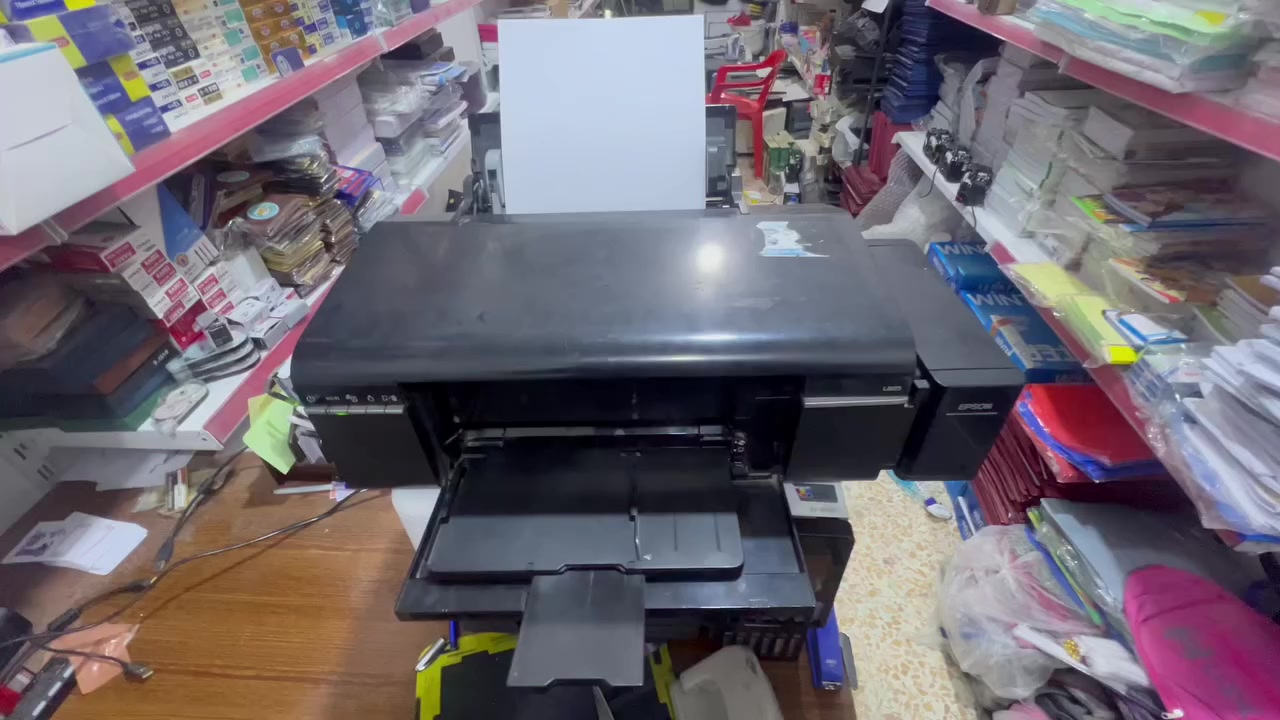 طابعة ابسون L805 غنية عن التعريف تطبع صور فوتو غرافيه

التفاصيل والسعر موضح بالفديو 

واتس اب ***********
