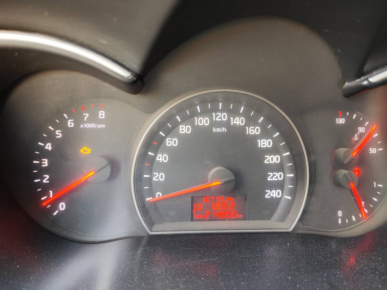 سورينتو 2015  خليجي 7  راكب 
مكفولة كفالة عامة السونار مرفق بالنشور
مكينة GDI 4 مكفول 
السعر 175$
العنوان: الناصرية/ قضاء الغراف/ للاستفسار ***********
