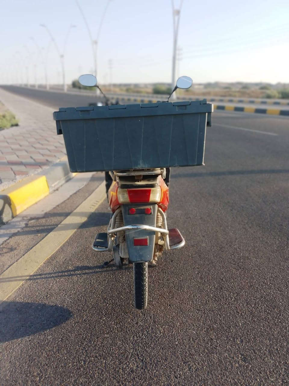 السلام عليكم بايسكل شحن للبيع شغال نضيف سعر  350.


**إذا كنت صاحب هذا الإعلان وتريد حذفه لأي سبب، رجاءا أرسل رسالة إلى الدعم الفني**