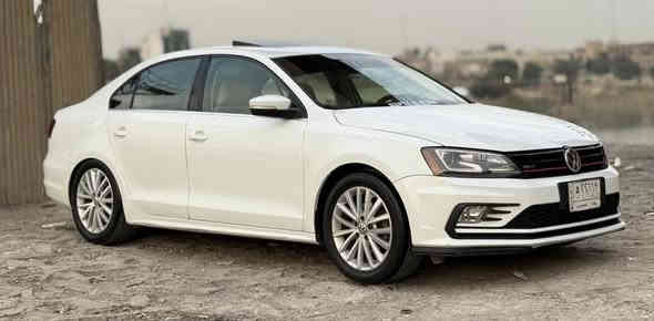 سلام عليكم 
جيتا 2016 SEL فول مواصفات 
مكينه 1.800 تيربو 
كير مكينه مكفولات 
داخل بيجي كشن تدفئه 
رادارات جانبي خلفي امامي 
ماسحات اوتو 
ليتات داينمك متحرك 
فتحت سقف 
ويل اصلي 17 تخم تاير جديد 
السياره عليها دعاميه GLI 
لد داخلي متحرك 14 قطعه 
حادث السياره هلال الجاملغ الخلفي او باب خلفيه مصبوغات  او بيها 3 قطع بارد بيها ايرباك فقط البرده اليمنه 
رقم بغداد مميز 
باقي السياره مكفول نقص السياره بس صدر امامي 
السعر 142 وبيها مجال 
مكان السياره بغداد الكرخ 
رقم ***********
