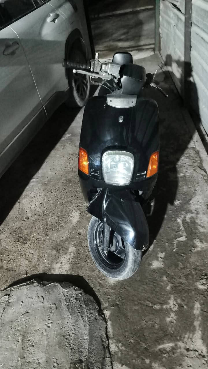 السلام عليكم ماكس بوليس دراجة بلاديه مكينه مامفتوحة دراجة شغالة سلف وهندر مكينه ناعمه خرسة مكاني بغداد الشعب رقمي *********** سعر الدراجة 425 وبيها مجال
