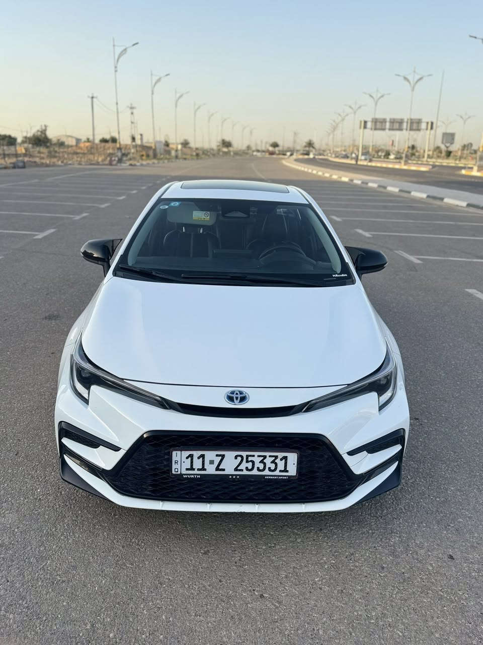 كورلا هايبرد فئه S
موديل 2024 

ماشيه 42 الف كيلو

بيها بارد بل جاملغ و الباب الخلفي

السياره نضيفه و حلوه كلش 

السعر 148 ورقه
***********
