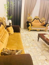طقم ١٠ مقاعد • نضيف • مرتب