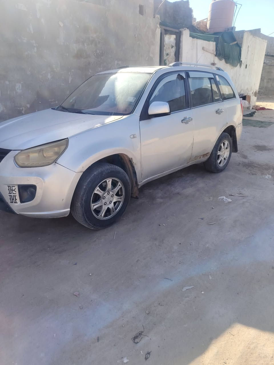 السلام عليكم سيارتيجو مكينه جير كورولا كامري بس تو مشدودات الماكينه والجير والكهربائيات كفاله عداديه نظيفه سنويتها مجدده بال 27 السنويه سياره جاهزه من كل شيء مكان السياره البصره بالخصيب سعرها 37 بيها مجال قليل حق الجيه***********
