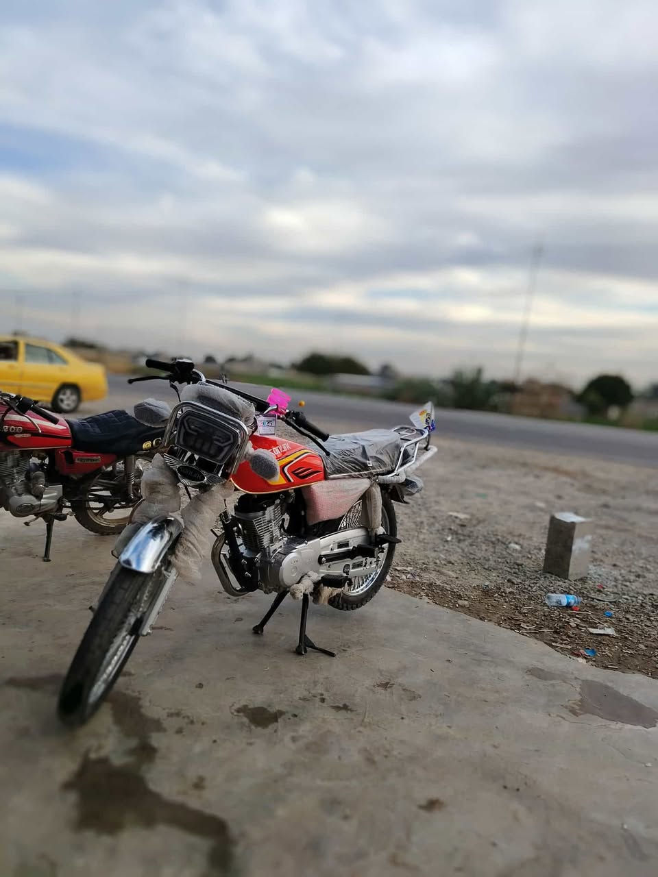 ا
السلام عليكم للبيع او مراوس حسب القناعه تايگر موديل25 خمس نمر الدراجه مامفتوحه شرط الدراجه جديده بس وگع والشاشه كامت الرونات ماتشتغل بس بيهه ضوا السعر 700وبي مجال العنون تكريت البوعجيل للستفسار بس واتساب ***********
