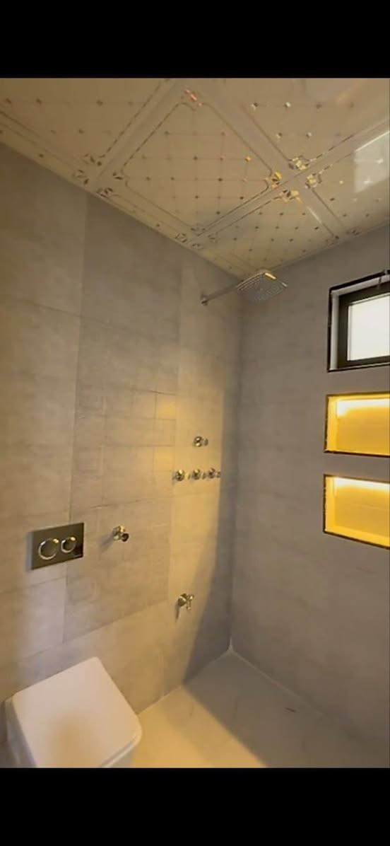 يتوفر بيت للبيع 🏠
الموقع الشعب شارع الاسواق المركزية قرب مدرسة غمدان📍
مساحة سند 105م واجهة 5م نزال 21م📄
⚫️مدخلين
⚫️بناء 2025 زيرو
⚫️استقبال
⚫️مطبخ
⚫️غرفة في الطابق الارضي
⚫️ غرفتين في الطابق الثاني 
للأستفسار ***********
