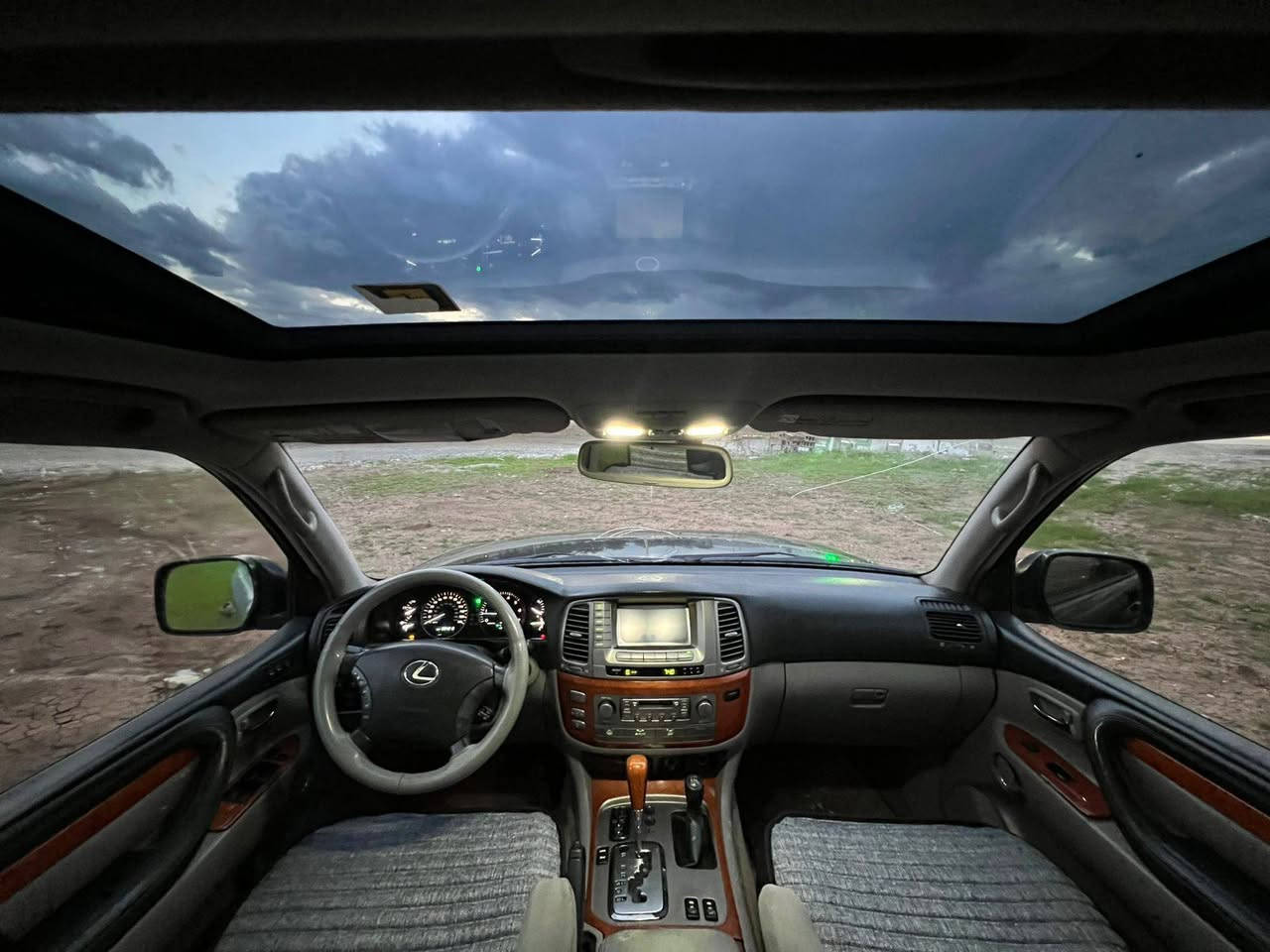 لگزیز
مۆدیل 2003
مە نە فیست 
نمونە لە خاوینی 
قە پات مواسە فات 
تیل بیکە جوابی مسیج نادە مەوە 
*********** السليمانية, العراق
