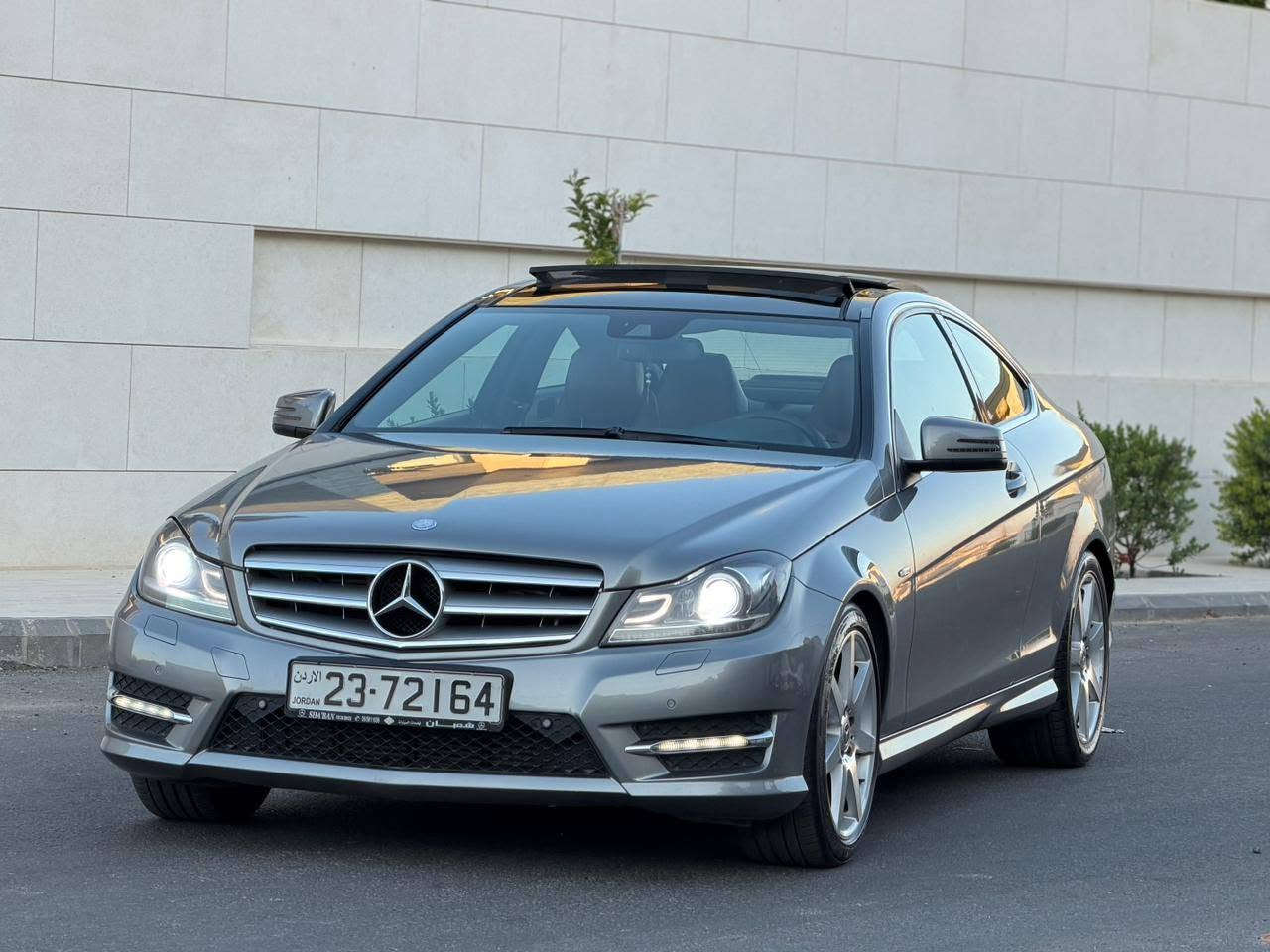 بسم لله الرحمن الرحييييم
 
مرسيدس C250 كوبيه FULL AMG
للاستفسار 0798253601

السعر ( 15300 )

موديل 2012  

فحص السياره 

جيييييييييييييد 

جيييييييييييييد

جيييييييييييييد

ضربه على الراس 

فل اضفات أعلى صنف 

فتحه بانوراما 

جنط AMG الاصلي 

اناره ليليه 

سديه تشينجر 

كت AMG بالكامل 

كراسي كهرباء بالكامل

موري كهرباه

زجاج ملون شركة 

ماتور 1800 

قير اوتوماتيك 

ترخيص سنه كامله 

جنطات شركة مميزه 

اضويه نهاريه 

فرش جلد الشركه الاصلي 

سبير الشركه مع عدتها كامله 

ماشيه 200 الف كيلو متر 

السعر (15300)

للاستفسار  0798253601 عمان, محافظة عمان


**إذا كنت صاحب هذا الإعلان وتريد حذفه لأي سبب، رجاءا أرسل رسالة إلى الدعم الفني**