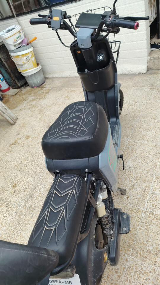 ماطور شحن كلو شغال باتري اخو جديد كلو شغال مابي اي نقص سعر 375 وبي مجال ‭0770 203 2207‬
