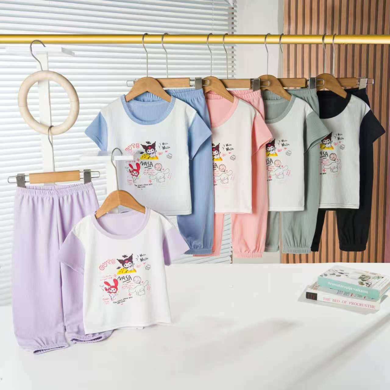 تراك شورت طويل ليكرا 
قياس 100/140 
الدرزن ٣ الوان و٣ طبعات
 بدون تحديد
 السعر  للدرزن33الف
اقل طلب 3درزن 
متوفر توصيل 5كل المحافضات
للحجز  مراسله الصفحه او على رقم ***********
‏تابع قناة أزياء الماسة في واتساب: https://whatsapp.com/channel/0029Vb3pV2I3LdQLqTEdWW1s
