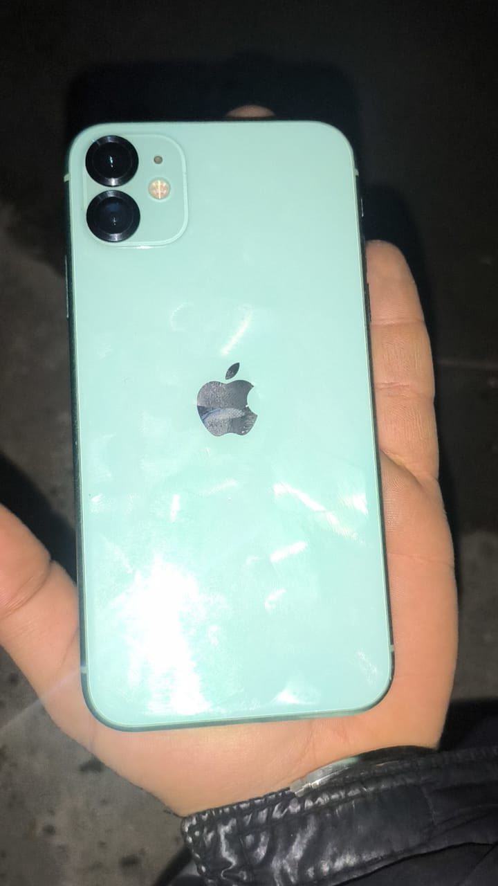 السلام عليكم ايفون 11 عادي ذاكره 128 مراوس بدراجه راس براس مكاني بغداد 
***********
