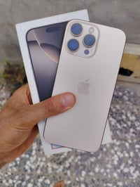 16 برو ماكس ماستر بضمانه بطاريه 91 مشحون 430 ذاكره 256 مكلف بنشر  0789...