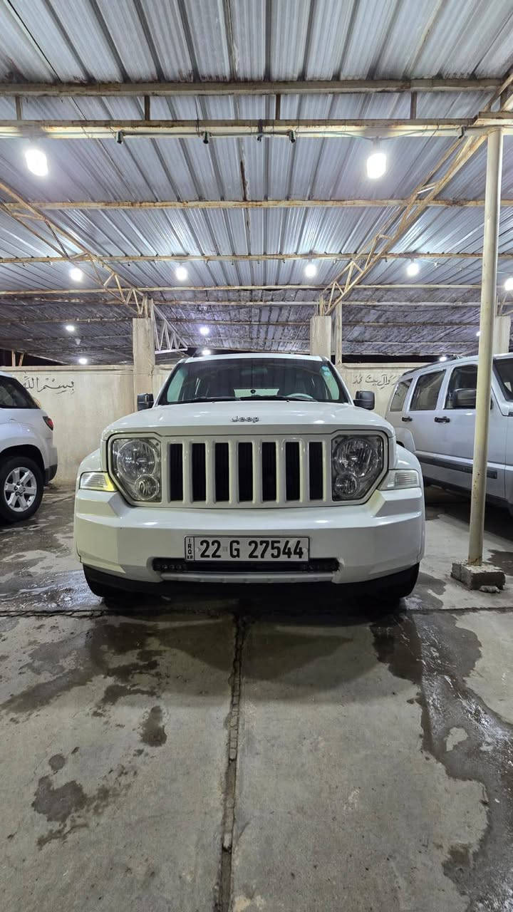 جيب ليبرتي موديل 2012
خـلـيـجـي شركة نيڤا كفاله عامه 
فول مواصفات فتحه سقف تحكم ستيرن كروز سرعه فور ويل اوتو شاشه جبيره قلاب سماعه دمام 
كامره خلفيه حساسات قماره شامو داخل نضيف 100٪ سياره على وضع شركه مابيها نقص ابد محرك وكير وحداديه وتخم تاير جديد نصبتها احله من صور رقم اربيل دولي جديد هزه جديده تحويل وكاله حاضر مكان السياره البصرة 
السعر 120 وبيها مجال للشراي


**إذا كنت صاحب هذا الإعلان وتريد حذفه لأي سبب، رجاءا أرسل رسالة إلى الدعم الفني**