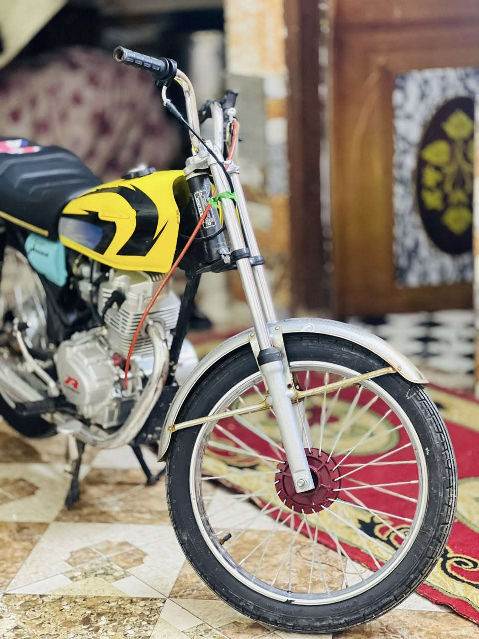 سلام عليكم شباب دراجه لبيع يراني محرك جديد الهاتف   دراجه نامه ***********
