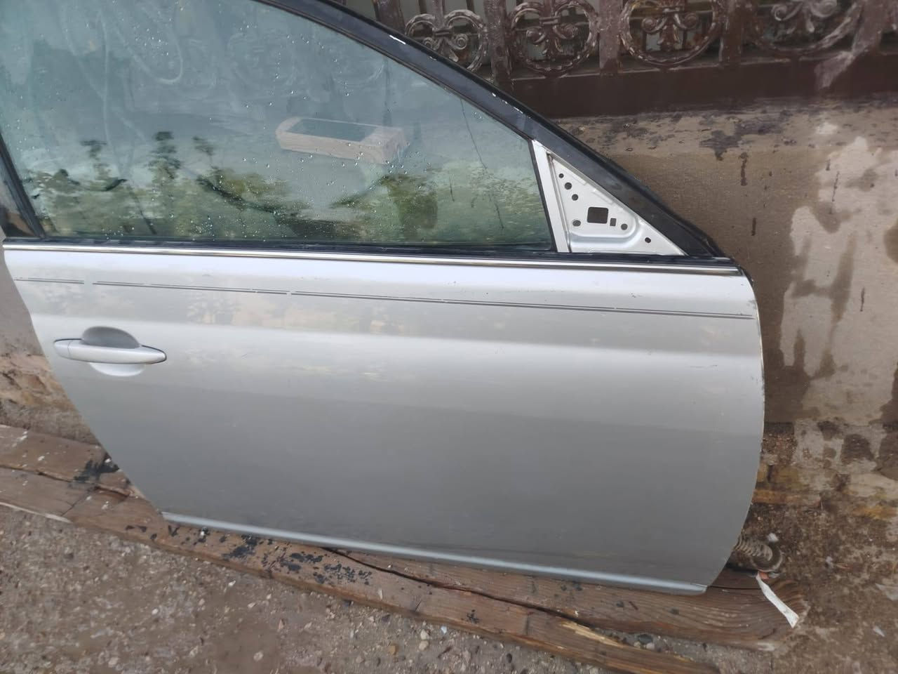 السلام عليكم بيبان افلون اربع قطع لبيع كفاله مكان الديوانية سعر خاص ***********
