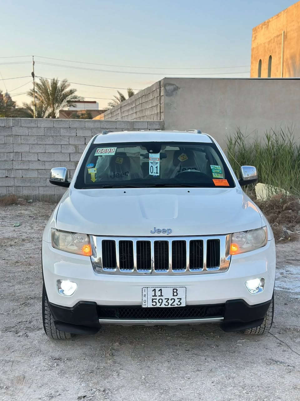 سلام عليكم عندي جيب وارد امريكي بيهه ربع قطع صبغ بدون دواخل شرط شواصي الغودتكم حوض كفاله محرك ٦سلندر صدر تخم تاير جديد داخل بيجي كشن كهربائي بصمه سياره احله من صوره رقم بغداد نكليزي شرط تحويل *********** مكان ديالي تقطع القدس  السعر ١٣٠وبيهه مجال حك جيه   ‭٠٧٧٢ ٤٠٧ ٢٩١٢‬
