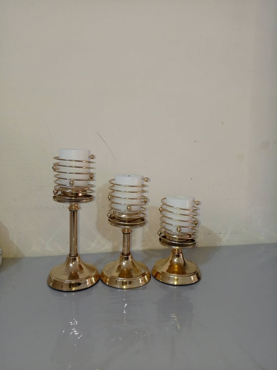 سلام عليكم،للبيييييع مستعجل تحفية ستاااند شموع ثلاثي سيت كامل ومع شمعدان للشراي استفسار خاص اشترته من الخارج فاللي حابة تشتريه تراسلني خاص


**إذا كنت صاحب هذا الإعلان وتريد حذفه لأي سبب، رجاءا أرسل رسالة إلى الدعم الفني**