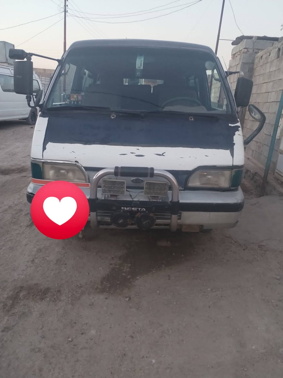 السلام عليكم كيه بسته للبيع او مراوس بسيارة زغيره 
موديل 94 محرك مجفته صارلي شهرين وكير واكسن
مكفولات *********** بغداد
