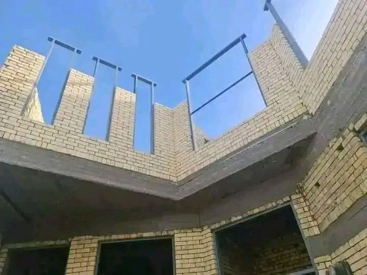 خلفه بناء طابوق درجه اولى ستلام مهندس 
***********
