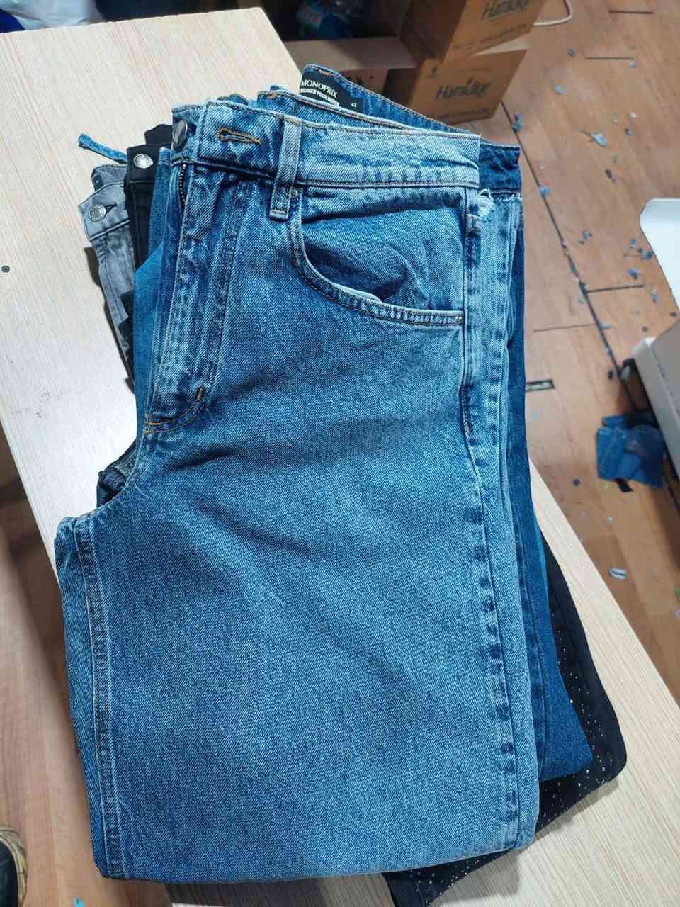 شروة جينز رجالي نسائي العدد 2000 السعر 1.75💲🔥
https://t.me/+WUQdtzdqfcVkYTc0


**إذا كنت صاحب هذا الإعلان وتريد حذفه لأي سبب، رجاءا أرسل رسالة إلى الدعم الفني**